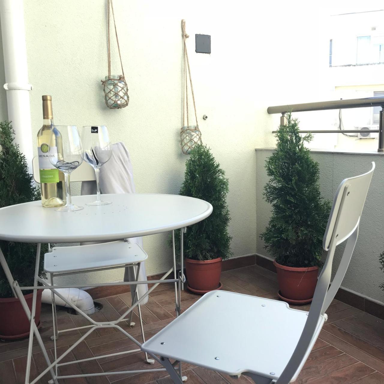 Bright, Comfortable And Cozy Apartment Burgas City Exterior foto